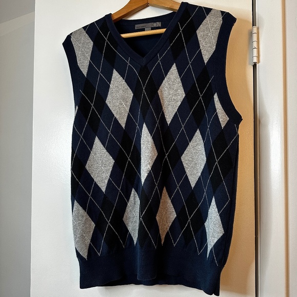 Old Navy Other - Old Navy Large Men's V-Neck Blue Argyle Sweater vest